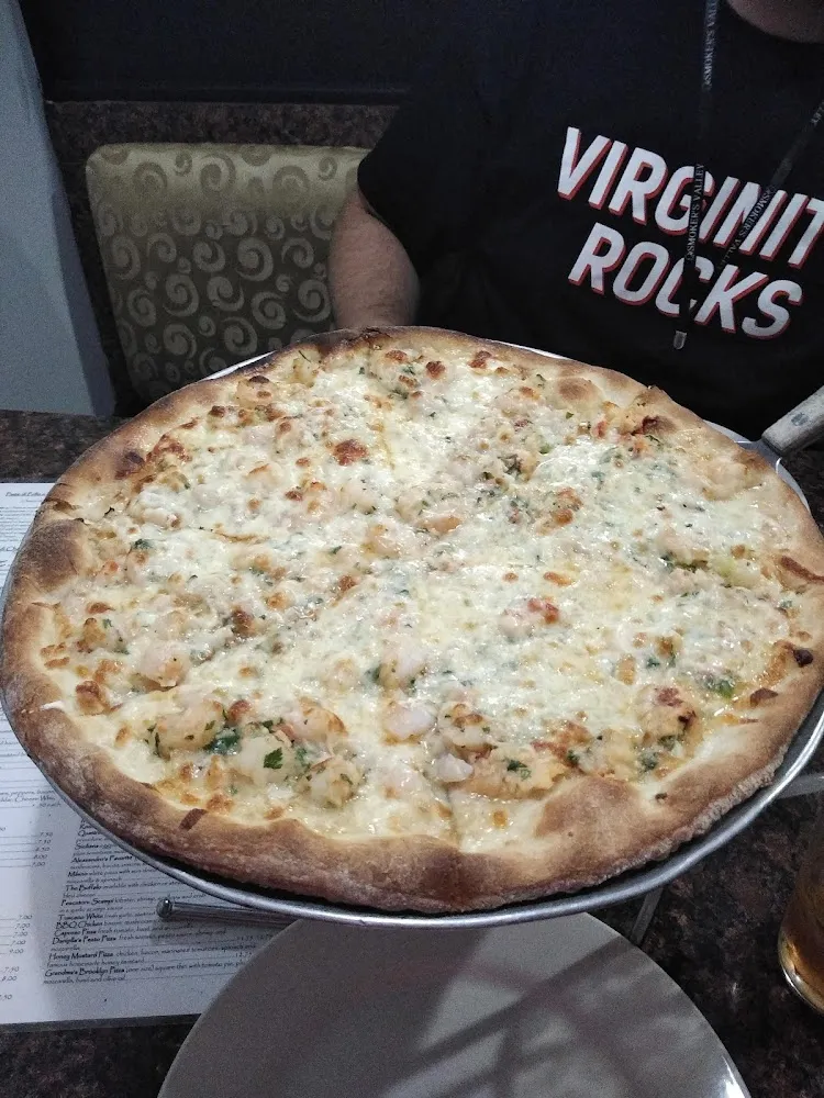 Pescatore Pizza